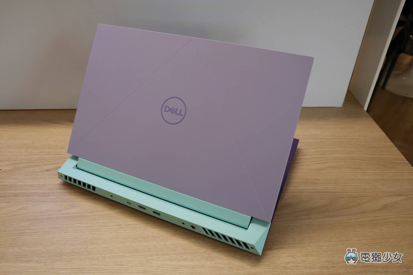 出门|Dell 电竞系列换上大胆复古电玩色!高阶 Alienware 即将在台贩售 14 吋机种 x14 R2 内容图7 潮品文-大潮社旗下实时最新热点娱乐时尚数码等新闻资讯网站! 出门|Dell 电竞系列换上大胆复古电玩色!高阶 Alienware 即将在台贩售 14 吋机种 x14 R2