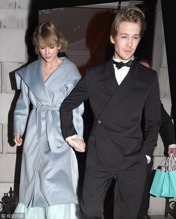 Taylor Swift惊传分手男友