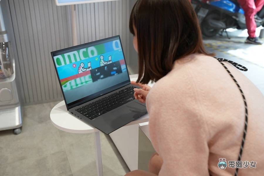 开箱|超轻款大萤幕商务笔电 LG gram 16 吋,通过 Intel Evo 认证与军规认证,2023 效能更新版 内容图14 潮品文-大潮社旗下实时最新热点娱乐时尚数码等新闻资讯网站! 开箱|超轻款大萤幕商务笔电 LG gram 16 吋,通过 Intel Evo 认证与军规认证,2023 效能更新版