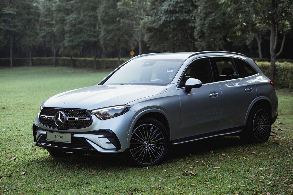 Car I 新款Mercedes-Benz GLC 300万众期待下登场！C-Class越野款更靓仔 更多热点 图11张