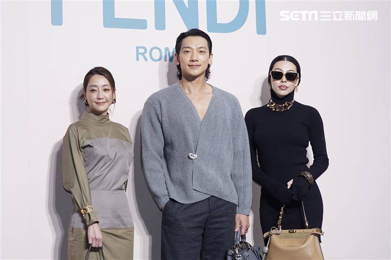 （左起）谢欣颖、韩星RAIN、蔡诗芸，一同出席时尚活动。（图／记者赵于莹摄影）