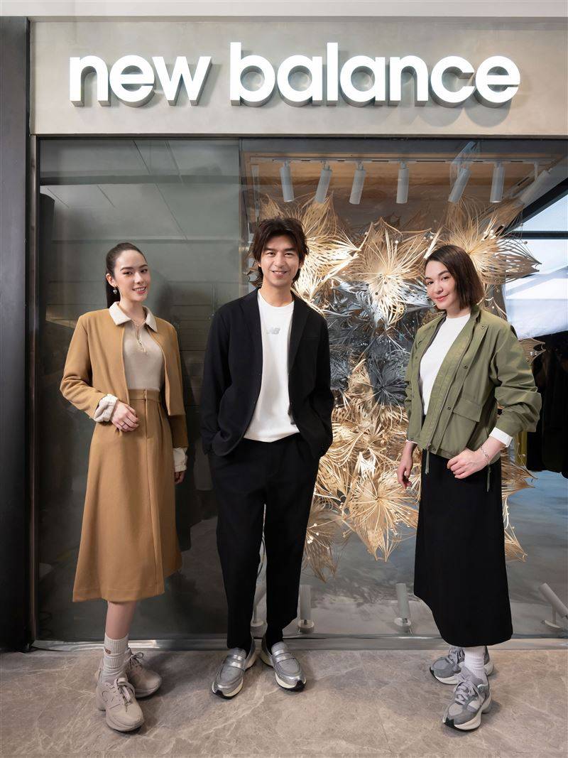 林奕岚（左起）、陈柏霖、张榕容出席“NB GREY 台中形象店”。（图／New Balance提供）