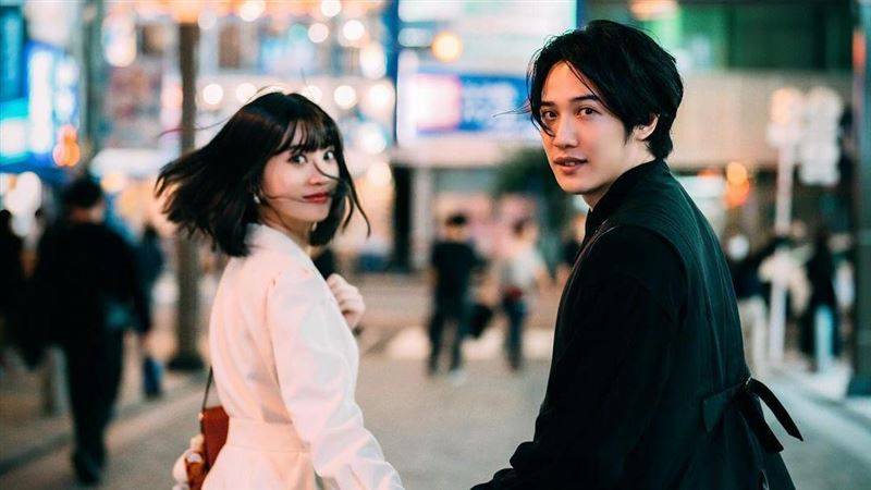 独家／熊仔求婚“乡民女神”李优过程曝光！画面超闪：简直东京爱情故事