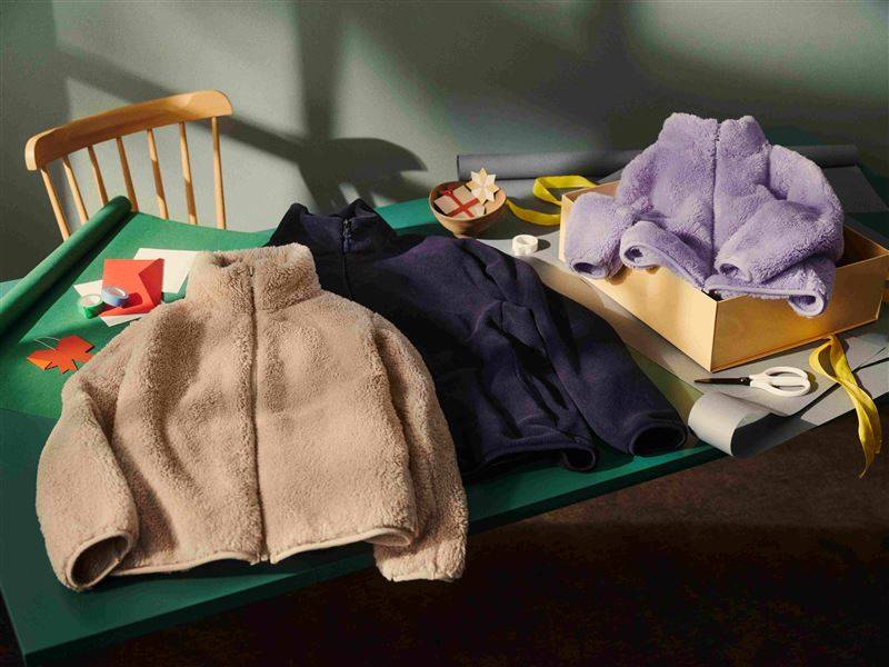 指尖上的奇幻国度!OPI WICKED魔法坏女巫联名登场 内容图14 潮品文-大潮社旗下实时最新热点娱乐时尚数码等新闻资讯网站! UNIQLO Gifted with Warmth暖心献礼温暖陪伴。(图/品牌业者提供)