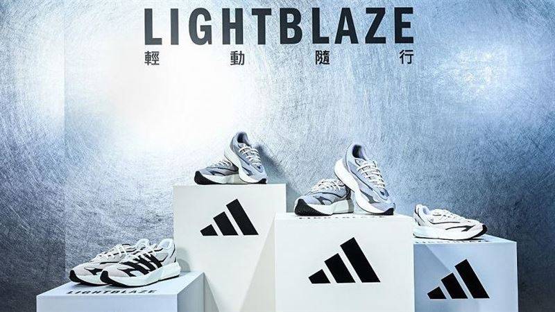 adidas LIGHTBLAZE跃走冬季潮流！柯震东、韩勾ㄟ金针菇约穿New Balance