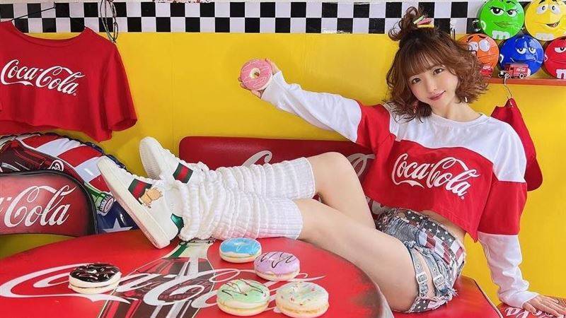 35岁日暗黑女神引退5年“晋升AA社长”！亲曝接手原因：想提携后辈