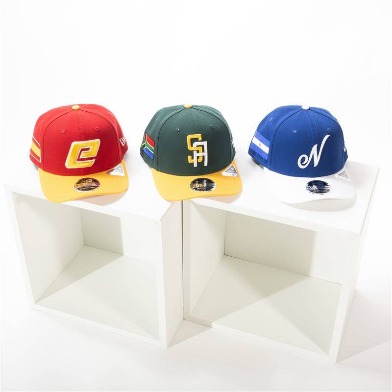 “NEW ERA X 2025 WBCQ”系列推出资格赛对战球队的专属地区队帽款，包括尼加拉瓜队、西班牙队与南非队。（图／品牌业者提供）