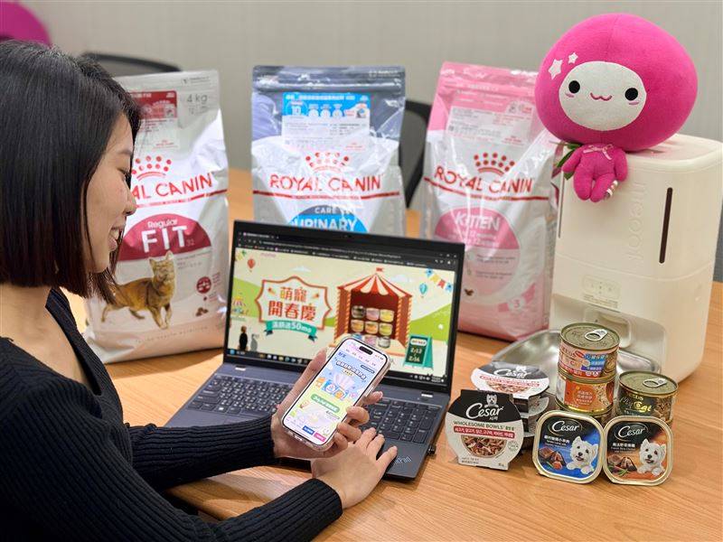 家猫登记新政上路，momo 2025《萌宠开春庆》开跑全站宠物商品5折起，助攻毛孩家庭最佳补给备援。（图／品牌业者提供）