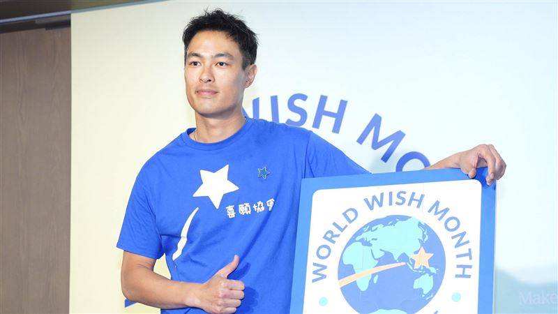 谢欣颖晒大钻戒！王柏杰准备当“人夫”？好友杨祐宁妙回：我会公布