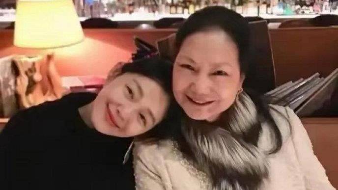 大S病逝近两个月！徐妈妈深夜悲喊亲密昵称　丧女之痛心破了一个洞