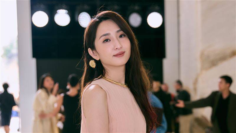 柯佳嬿“离开中国台湾”献出第一次　招认对“这一味”情有独锺：每餐都要有