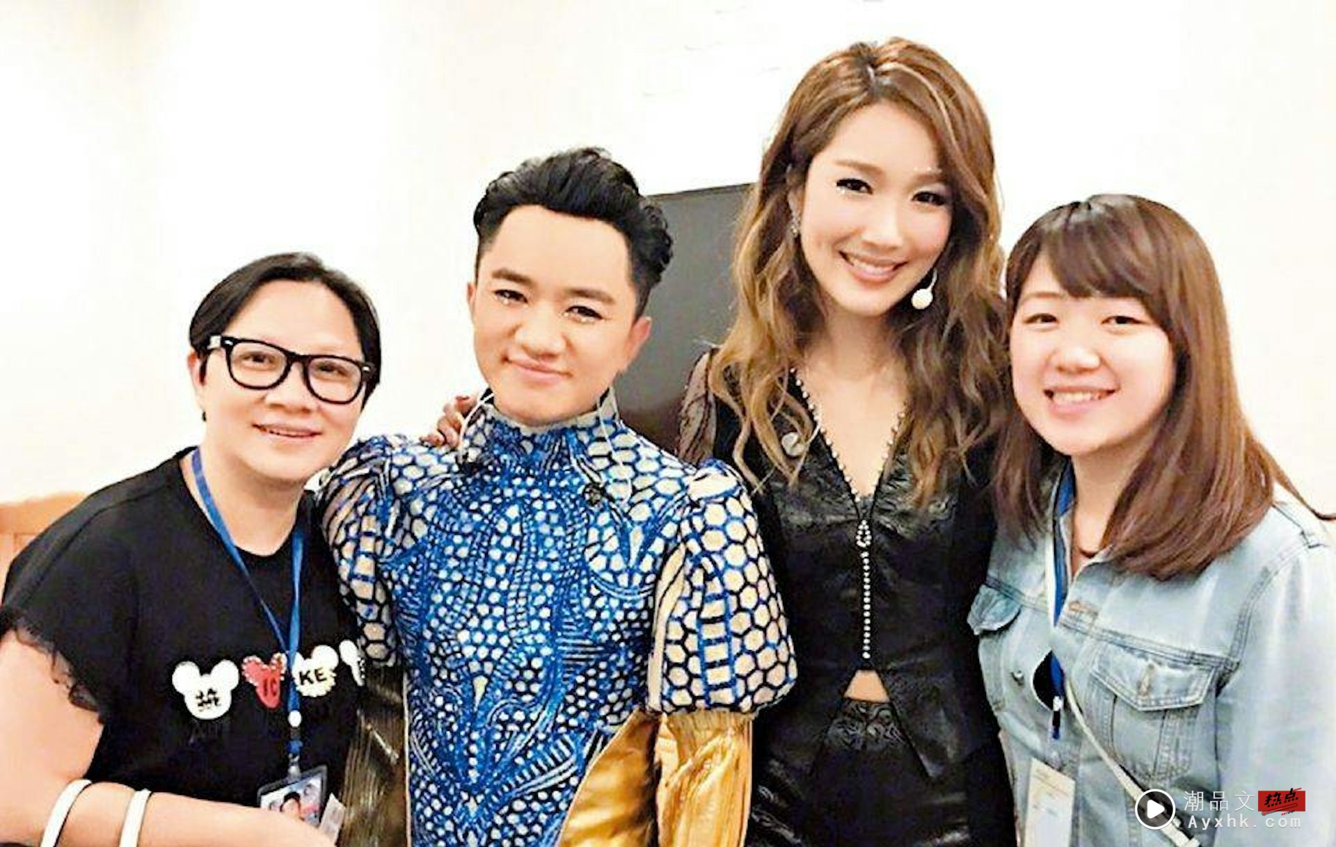 王祖蓝妹妹戴流星锤龙凤镯出嫁！好哥哥曾豪送880万楼做嫁妆 娱乐资讯 图3张