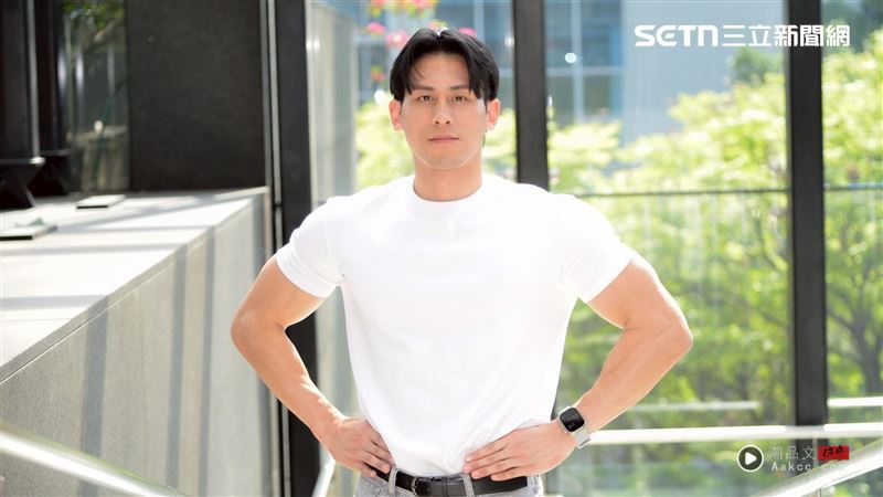 独家/小彭于晏曾拍激情床戏!曝近况跳猛男秀 曾拍全抛写真忧被定型