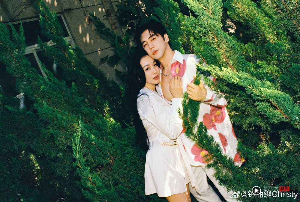 相差12岁姐弟恋婚姻！张伦硕被质疑为了钱 钟丽缇亲自回应 娱乐资讯 图2张
