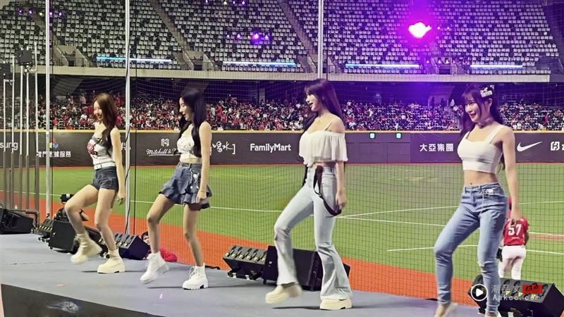 李珠珢亲自澄清1网谣言“富邦四本柱”热舞加持“超香”下一秒赢了！ 时尚资讯 图2张