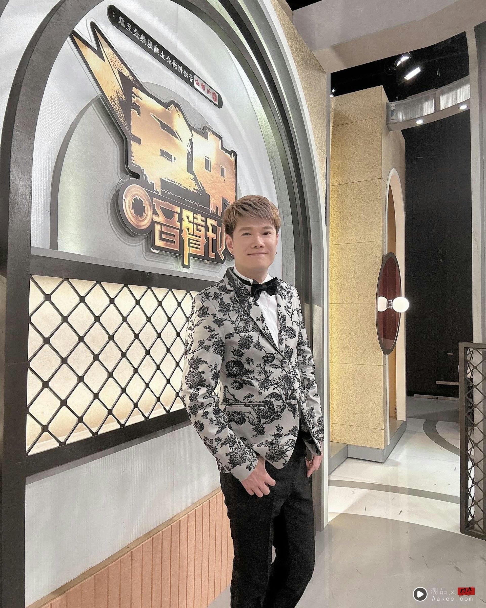 《中年好声音》马来西亚选手张与辰被曝有同性密友！他亲自回应了 娱乐资讯 图2张