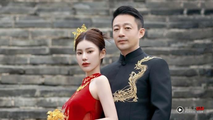 汪小菲牵手Mandy现身台北万豪酒店！高调“深情对望” 画面超闪