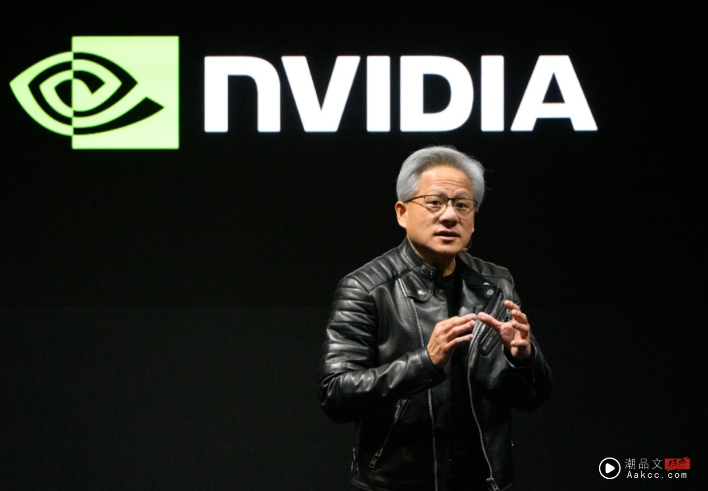 Nvidia 辉达股价创新高，市值突破 3.77 兆美元超越微软重返全球第一