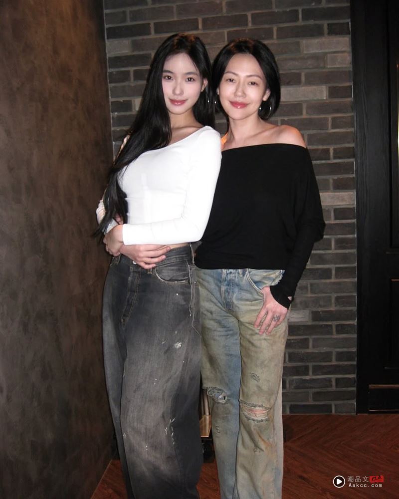 小S疗伤4个月出关了！现身爱女Lily画展气色佳　母女亲昵互动温馨 时尚资讯 图1张