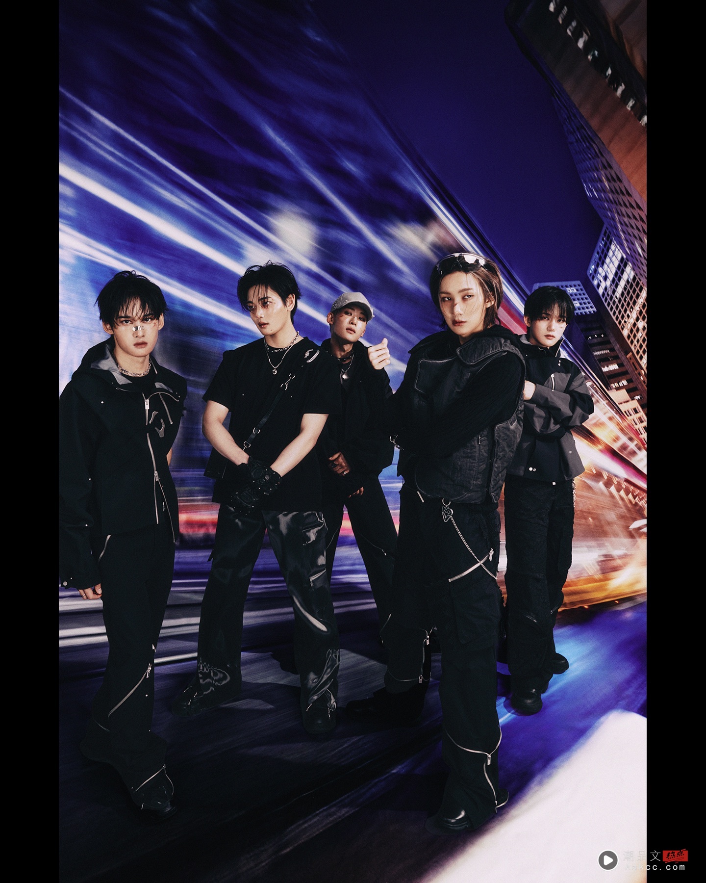 韩国男团1VERSE出道！首见朝鲜 “脱北者” 成员  出道曲唱出血泪经历！ 娱乐资讯 图4张