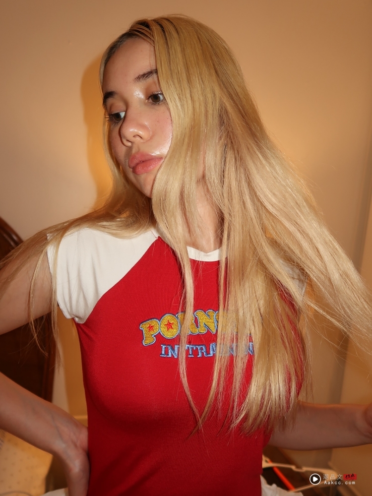 炫富网红Lil Tay满18岁立即开OnlyFans！3小时爽赚100万美金 娱乐资讯 图1张