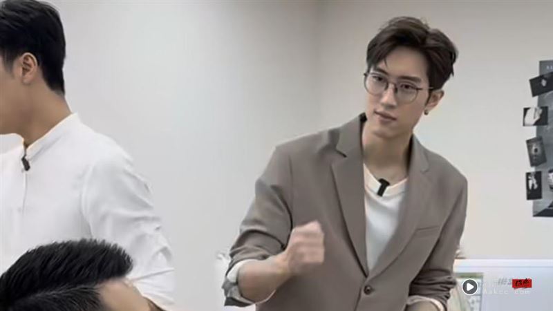 范姜彦丰不甩婚变粿粿传闻　突曝光“新身份”！竟与袁艾菲夫妻有关