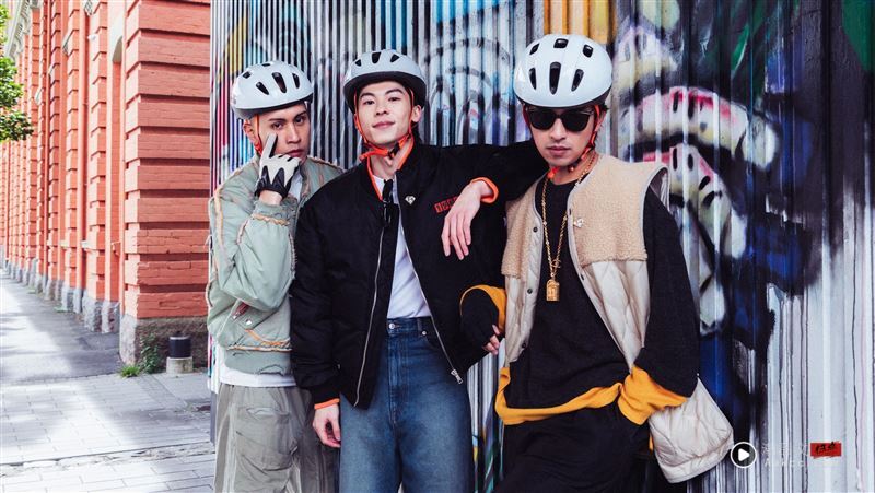 极乐纽西兰出事了！黄宣“突来1动作”吓坏许光汉　超惨下场曝光