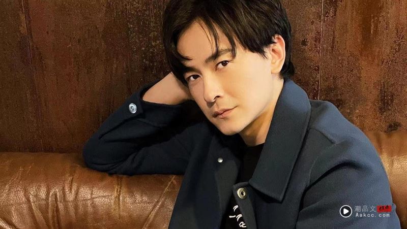 男神郑元畅不闪兵！入伍旧疾复发紧急住院手术躺9天　走路全靠拐杖撑 时尚资讯 图2张