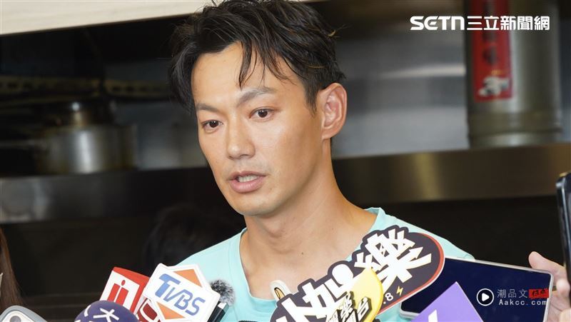 威廉撑不下去了！闪兵后收入归零“月扛7万房贷”：再不行就卖房