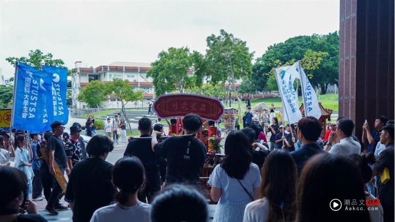 惊人九圣杯！南台科大“恋祭”恭迎凌霄宝殿武龙宫月老入校坐镇 时尚资讯 图3张