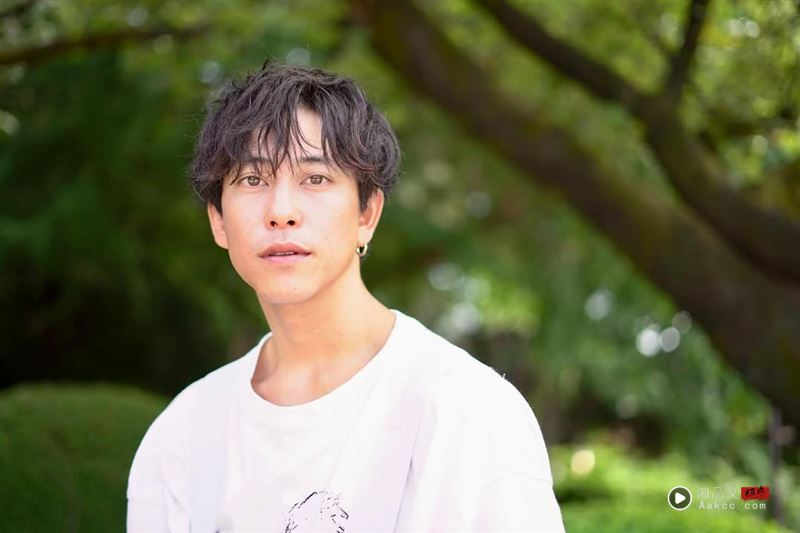 33岁男神录影惊爆意外!高空惨坠重伤右脚几废“恐休养1年”电视台道歉 内容图4 潮品文-大潮社旗下实时最新热点娱乐时尚数码等新闻资讯网站! 佐野岳伤势严重需休养8到9个月,电视台也出面道歉。(图/翻摄自IG @gaku_sano_09)