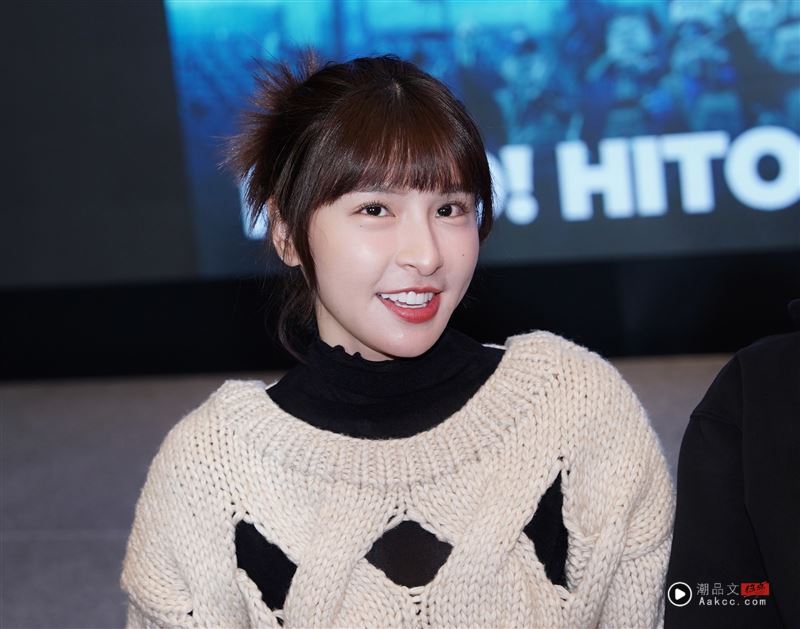 前队友粿粿偷吃王子!峮峮松口全说了 两人“私下互动”曝光 内容图3 潮品文-大潮社旗下实时最新热点娱乐时尚数码等新闻资讯网站! 峮峮坦承和粿粿不熟。(图/记者赵于莹摄影)