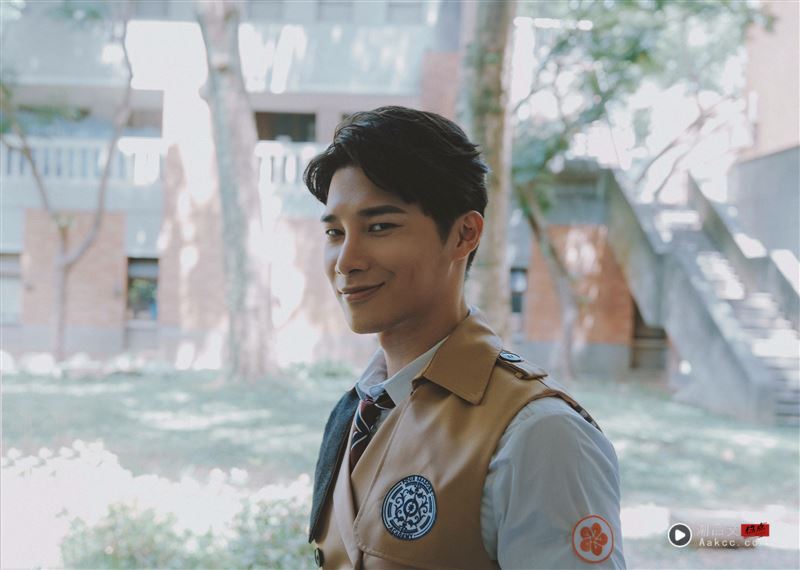 温昇豪被爆很会玩 黄伟晋全说了!曝“现场眼神交流” 内容图2 潮品文-大潮社旗下实时最新热点娱乐时尚数码等新闻资讯网站! 密室逃脱实境节目拍三年打造沉浸感,宋伟恩有感赞:超会躲。(图/映底子国际传媒股份有限公司提供)