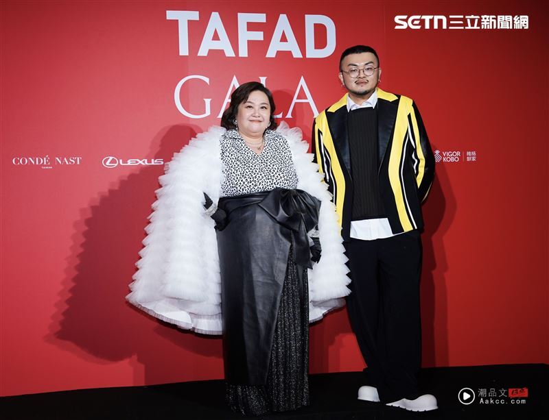 锺欣凌听闻李玉玺闪婚大叫!曝私讯内容“疯狂结巴” 大赞他是很棒男生