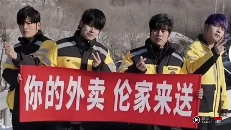 山寨周杰伦开演唱会还接代言!杰威尔紧急回应11字 网:杰伦宇宙太强大 内容图1 潮品文-大潮社旗下实时最新热点娱乐时尚数码等新闻资讯网站! 周杰伦代言遭山寨周杰伦模仿。(图/翻摄自微博、小红书)