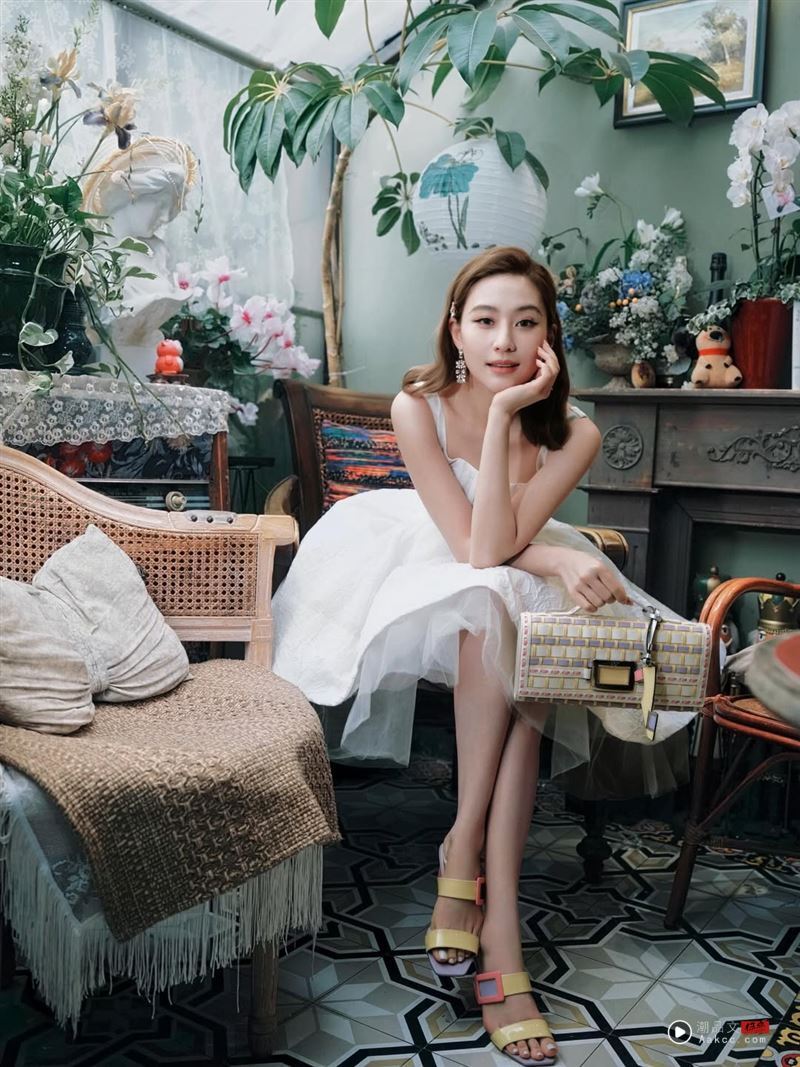 何超莲是澳门赌王千金。（图／翻摄自IG @laurinda_ho）