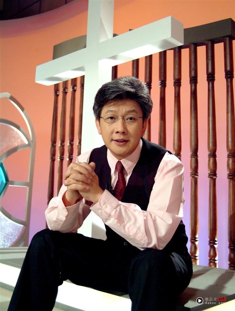 求集气!寇绍恩脑出血送ICU抢命 宋逸民、陈维龄为恩师祷告 内容图3 潮品文-大潮社旗下实时最新热点娱乐时尚数码等新闻资讯网站! 寇绍恩惊传脑出血住院。(图/翻摄自脸书)