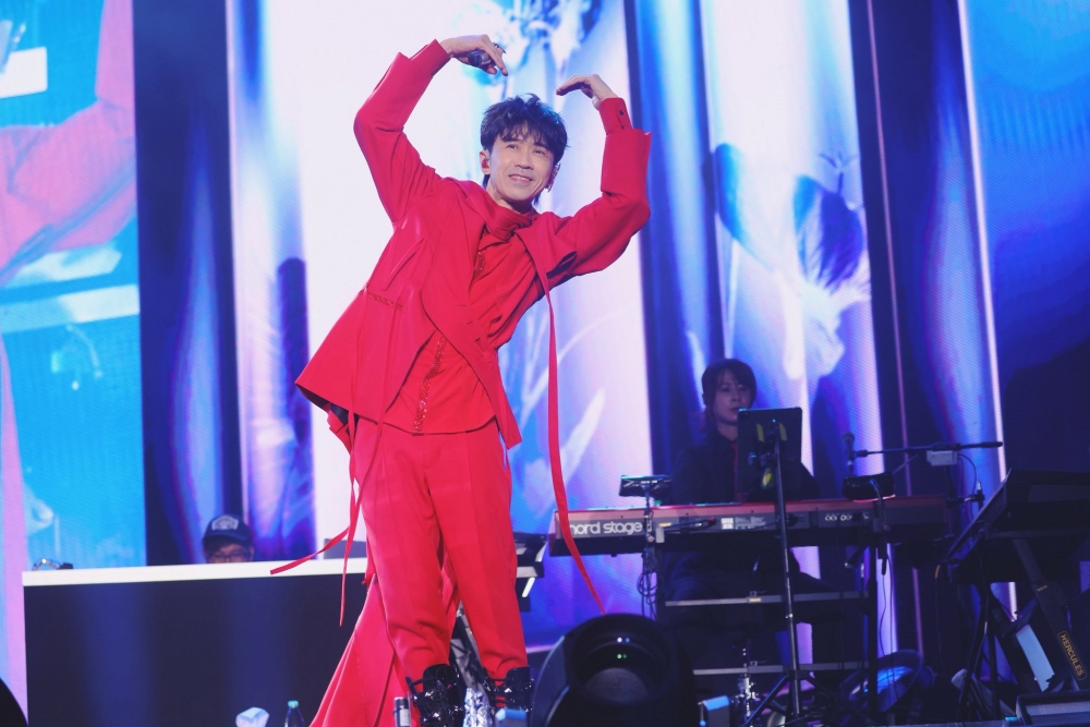马来西亚帮 | 光良演唱会压轴歌曲《童话》 6大点告诉你这首歌有多神! 内容图2 潮品文-大潮社旗下实时最新热点娱乐时尚数码等新闻资讯网站! 光良