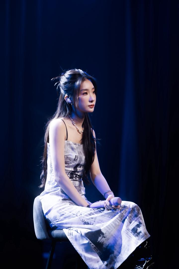 陈华海外首场演唱会!感谢粉丝支持 菲道尔现身合唱《月亮失约了》 内容图4 潮品文-大潮社旗下实时最新热点娱乐时尚数码等新闻资讯网站!