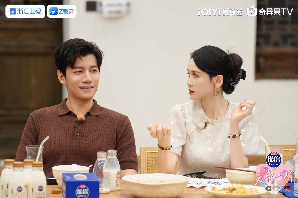 少女心爆棚!陈乔恩想接捧花 遭Alan调侃:你都结婚了! 内容图2 潮品文-大潮社旗下实时最新热点娱乐时尚数码等新闻资讯网站! 陈乔恩想接捧花 遭Alan调侃