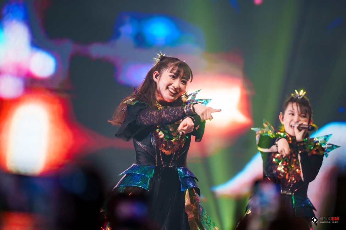 BABYMETAL 15周年世巡攻占吉隆坡!以爆发金属能量引爆全场! 内容图3 潮品文-大潮社旗下实时最新热点娱乐时尚数码等新闻资讯网站! BABYMETAL