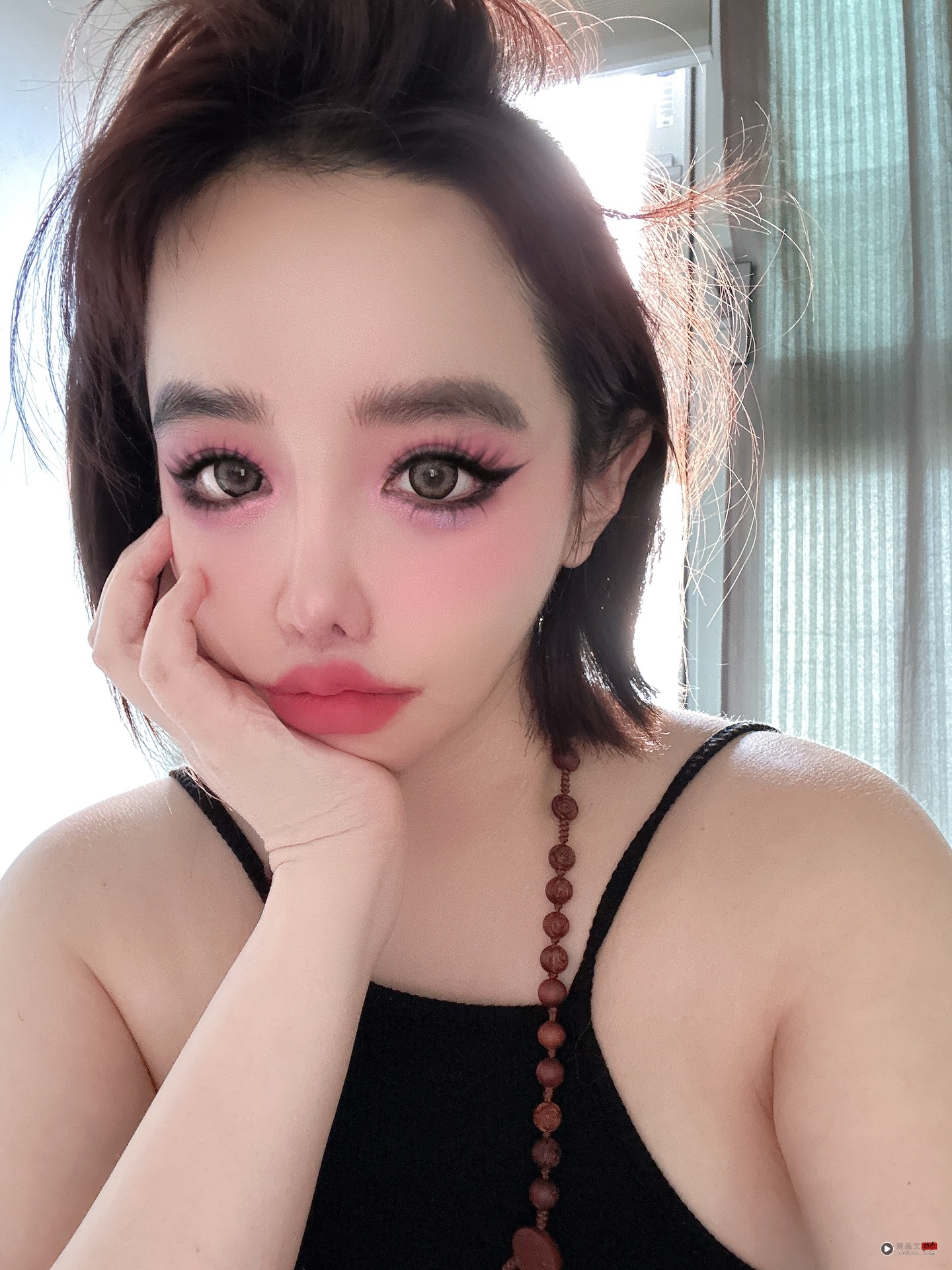 Park Bom IG取关2NE1成员!仅留李敏镐、梁铉锡…. 内容图3 潮品文-大潮社旗下实时最新热点娱乐时尚数码等新闻资讯网站! Park Bom