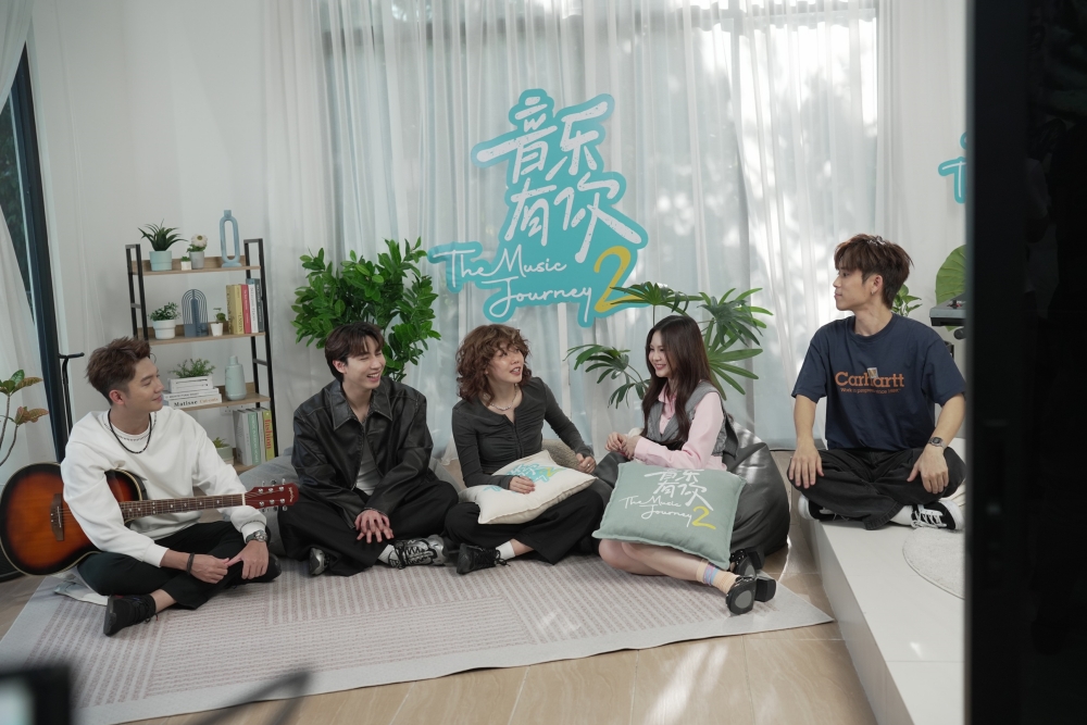 A站音乐路演节目《音乐有你2》!KIIRAS首登马来西亚节目挑战演唱《月亮圆》 内容图2 潮品文-大潮社旗下实时最新热点娱乐时尚数码等新闻资讯网站! 音乐有你2 KIIRAS