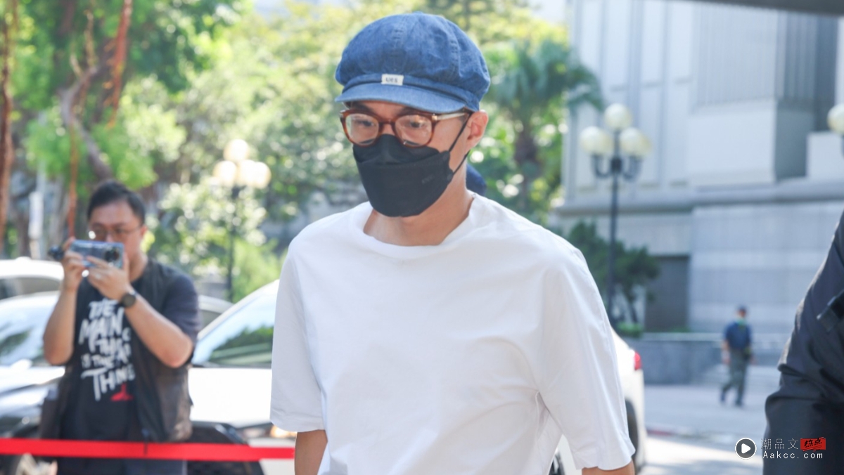 李威夫妻以证人身份讲诉精舍命案经过!太太崩溃自责没救死者 内容图3 潮品文-大潮社旗下实时最新热点娱乐时尚数码等新闻资讯网站! 李威