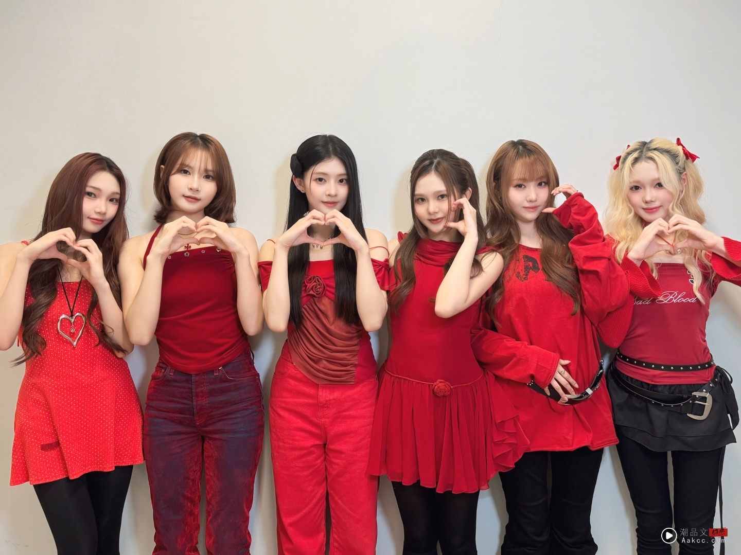 马来西亚贺岁歌曲火到韩国!女团KIIRAS翻跳A站 2026《万事All Right 酷哒哒》 贺岁歌曲! 内容图2 潮品文-大潮社旗下实时最新热点娱乐时尚数码等新闻资讯网站! 女团KIIRAS翻跳A站 2026 《万事All Right 酷哒哒》