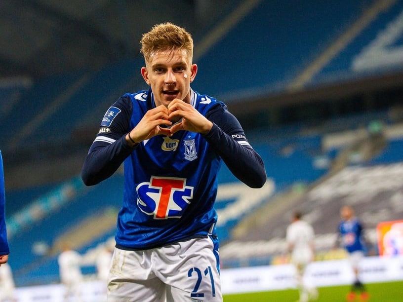 2022世足赛“小鲜肉”球员盘点!西班牙加维被誉为“小可爱”、南韩曹圭成神似朴叙俊! 内容图7 新潮社-实时最新热点娱乐时尚美妆等新闻资讯网站! 2022世足赛“小鲜肉”球员盘点!西班牙加维被誉为“小可爱”、南韩曹圭成神似朴叙俊!