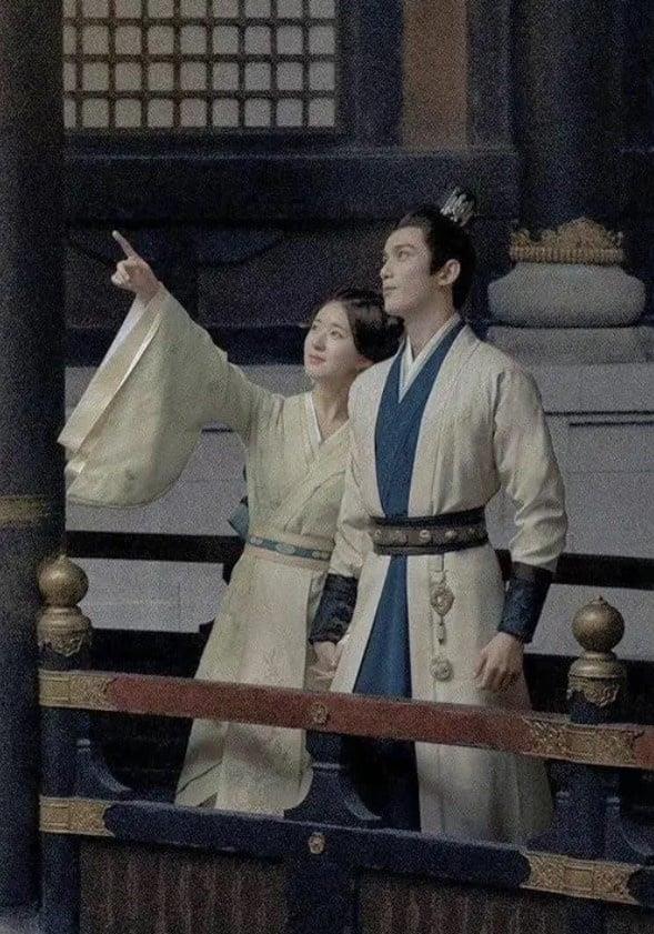 9位比想像中矮的女星!赵露思160,陈钰琪164也不高,王鹤棣竟把160的沈月“挡好挡满” 内容图11 新潮社-实时最新热点娱乐时尚美妆等新闻资讯网站! 9位比想像中矮的女星!赵露思160,陈钰琪164也不高,王鹤棣竟把160的沈月“挡好挡满”