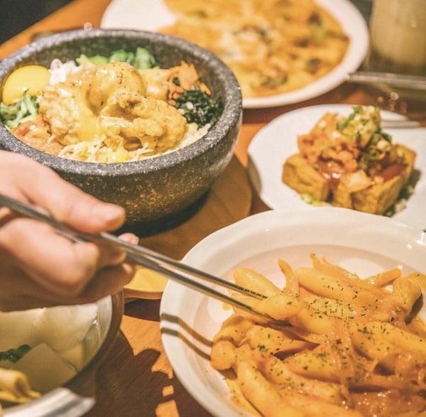 10间台北中山韩式料理推荐：“金孙韩厨义大利面”网美打卡餐厅、Dcard网友都推这间！