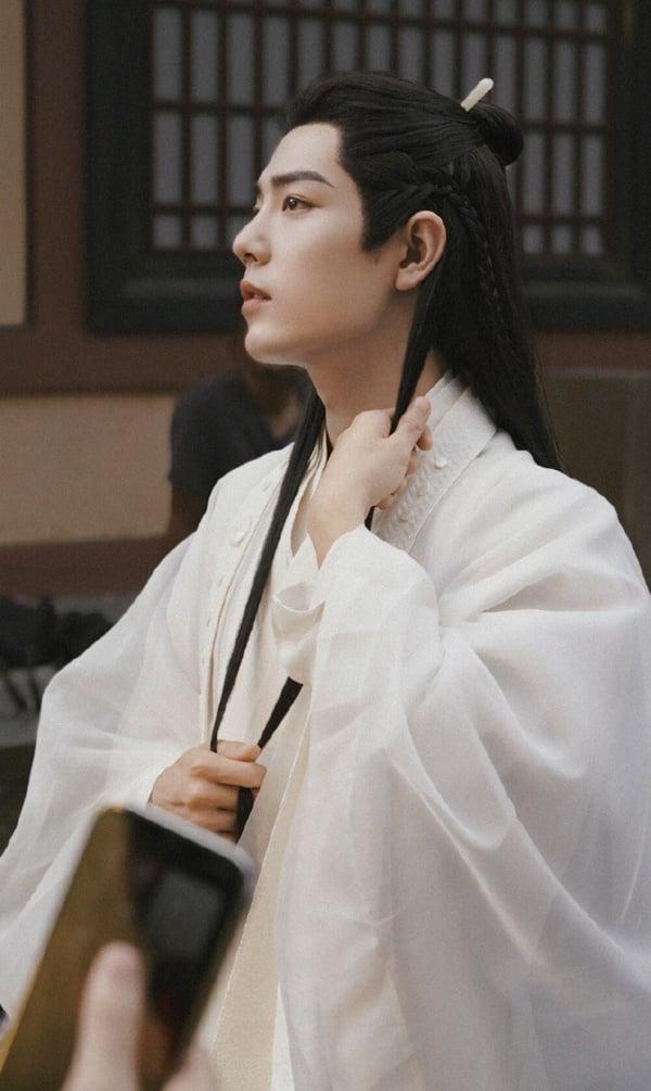 10位90生2024待播电视剧！《很想很想你》檀健次3部，张晚意4部，杨洋1部，肖战没存货了