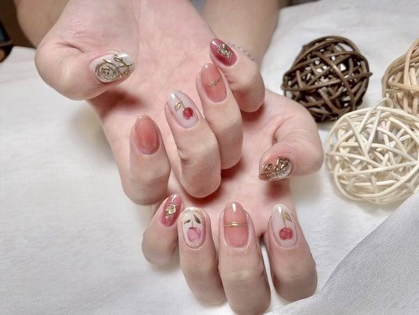 “光疗指甲”会让指甲变薄吗？美甲款式推荐、光疗卸甲DIY，光疗指甲更持久6大关键！